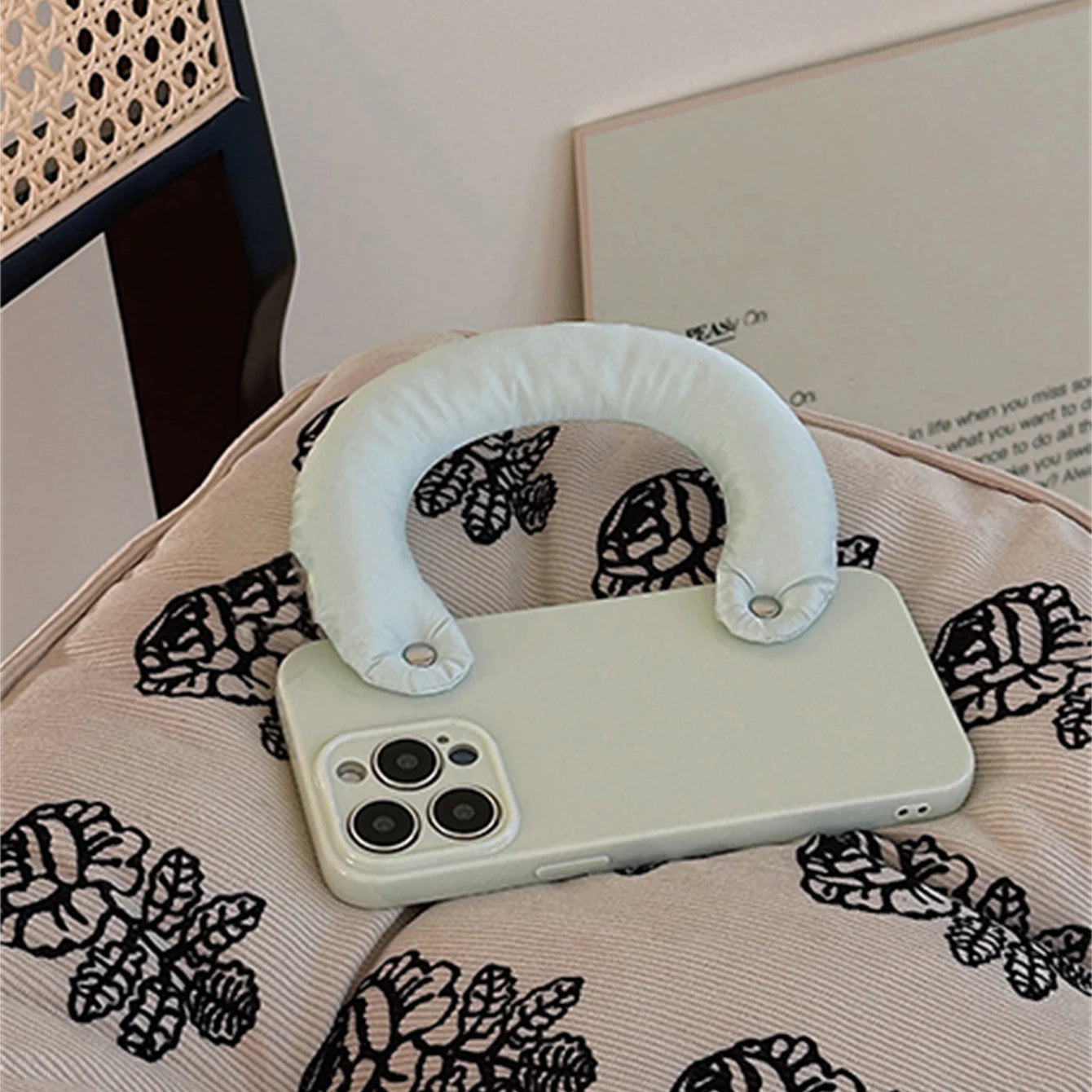 Cute Candy Color Puff Wristband Phone Case For iPhone 15 14 13 12 11 Pro Max Soild Color Winter Bracelet Soft Shockproof Cover